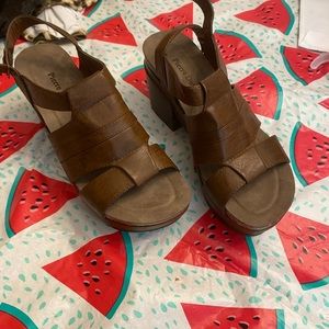 Cute shoes brown leather platform